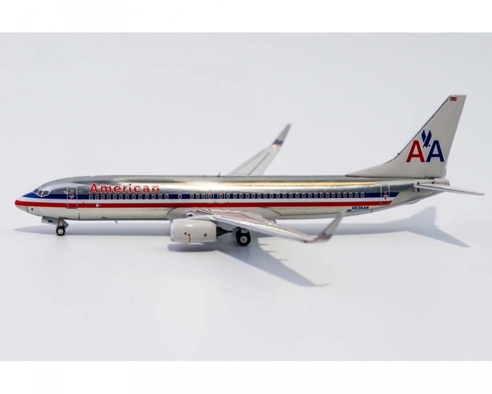 www.JetCollector.com: AMERICAN AIRLINES Chrome Livery BOEING B737